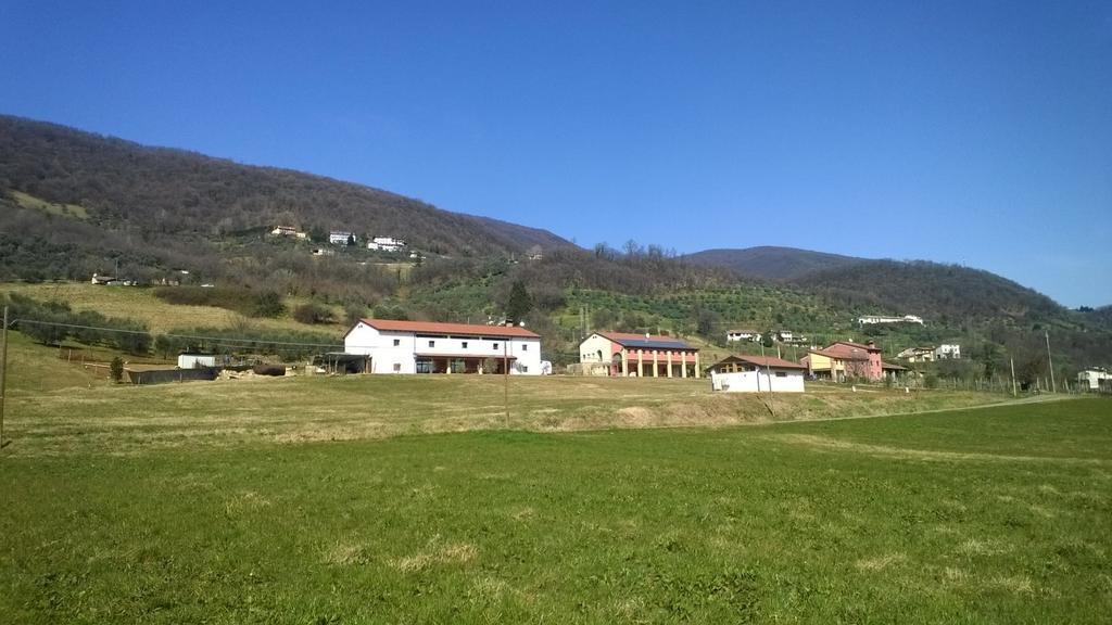 Agriturismo Mazzeracca 바사노델그라파 객실 사진