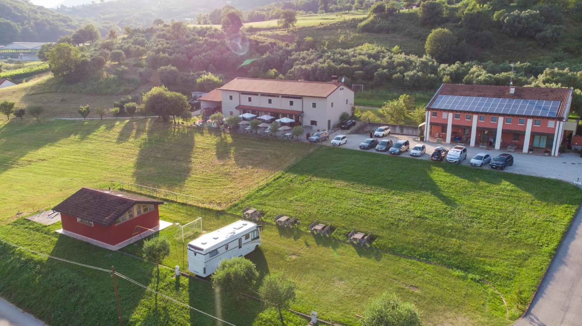 Agriturismo Mazzeracca 바사노델그라파 외부 사진